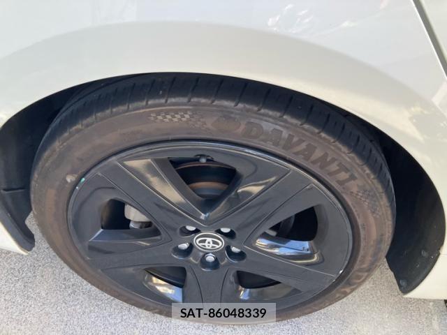 Toyota PRIUS 2019-09 8101286-6