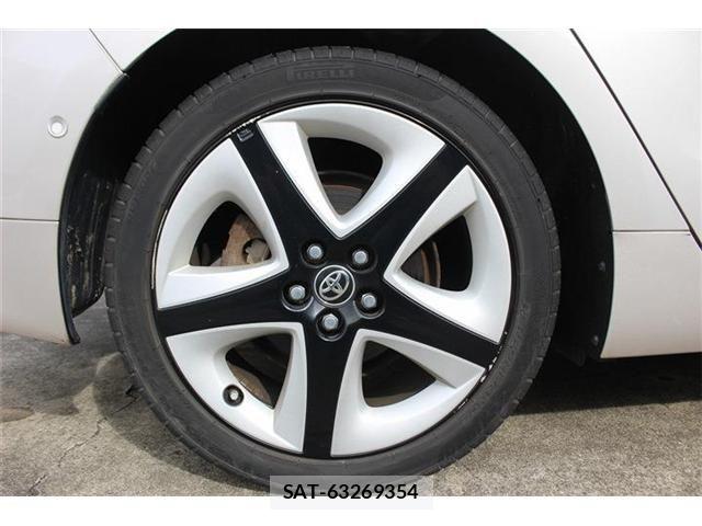 Toyota PRIUS 2016-04 8101270-22