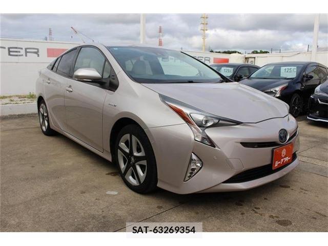 Toyota PRIUS 2016-04 8101270-6