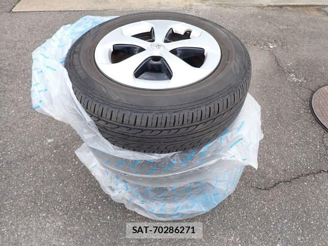 Toyota PRIUS 2013-06 8101233-22