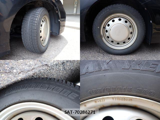Toyota PRIUS 2013-06 8101233-25