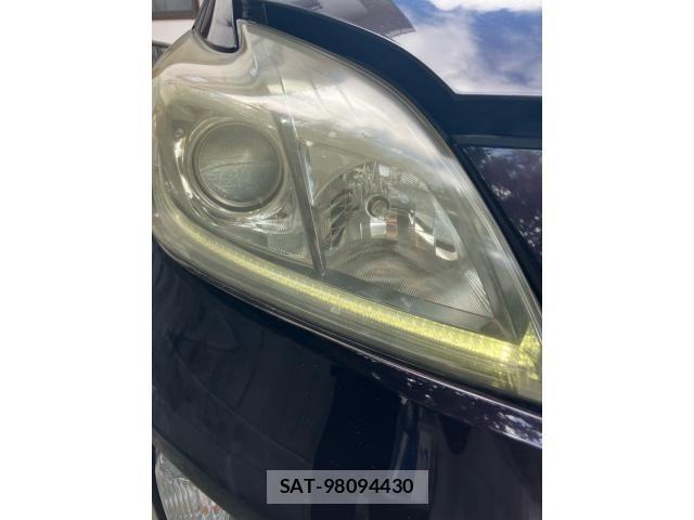 Toyota PRIUS 2012-03 8101356-12