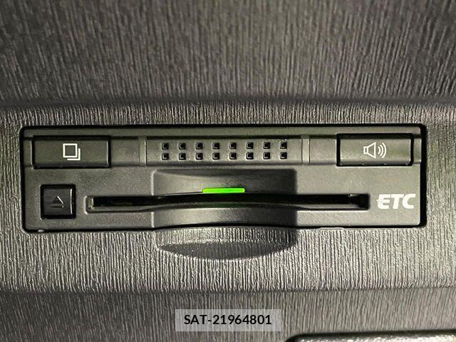 Toyota PRIUS 2012-07 8101296-6