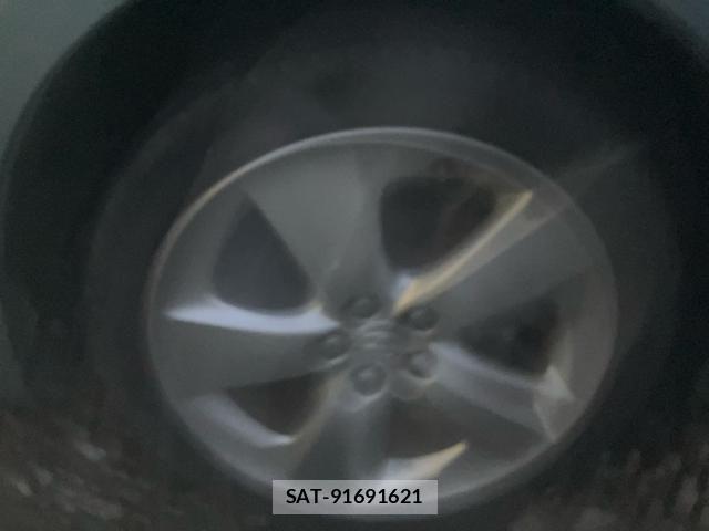 Toyota PRIUS 2012-02 8101328-9