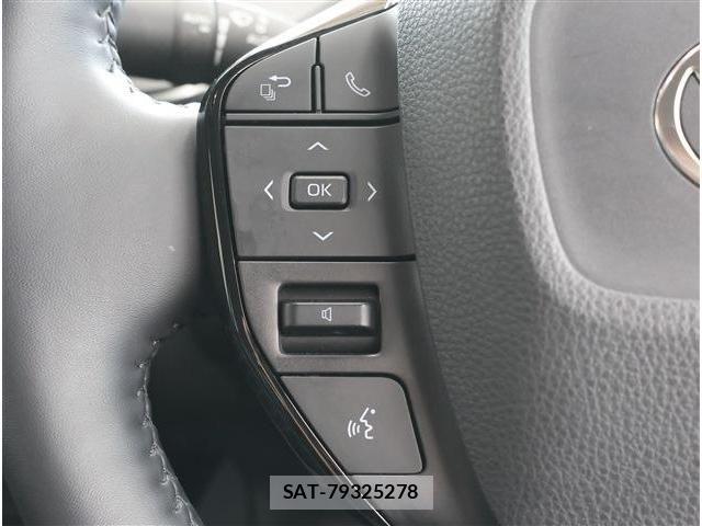 Toyota PRIUS 2025-01 8101239-12