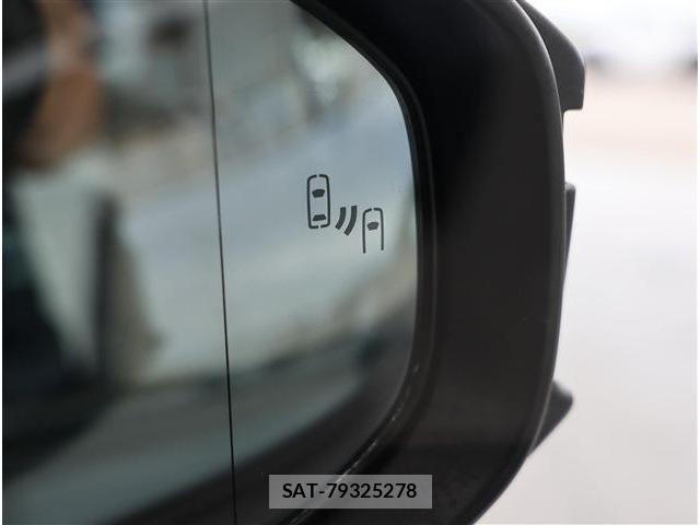 Toyota PRIUS 2025-01 8101239-22