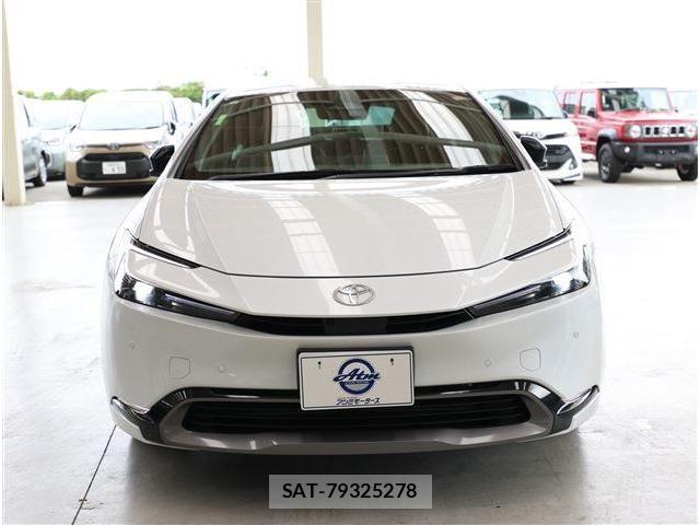 Toyota PRIUS 2025-01 8101239-23