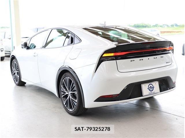 Toyota PRIUS 2025-01 8101239-26