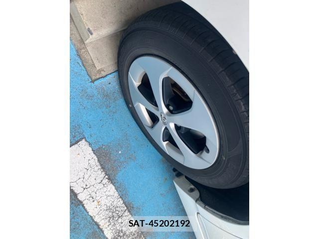 Toyota PRIUS 2013-08 8101348-5