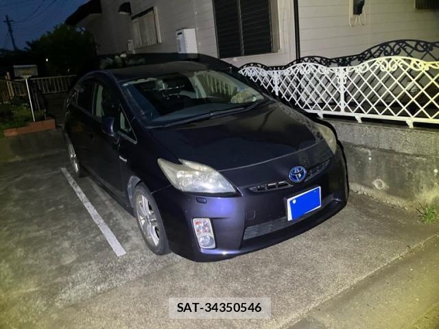 Toyota PRIUS 2011-03 8101355-2
