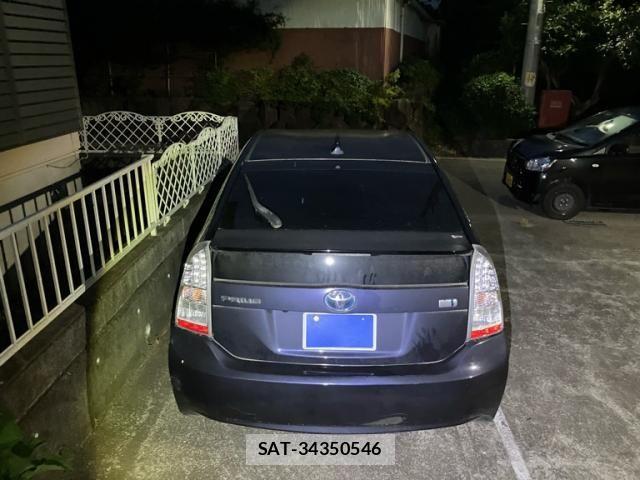 Toyota PRIUS 2011-03 8101355-4