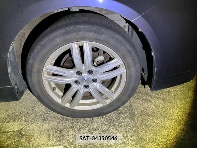 Toyota PRIUS 2011-03 8101355-5