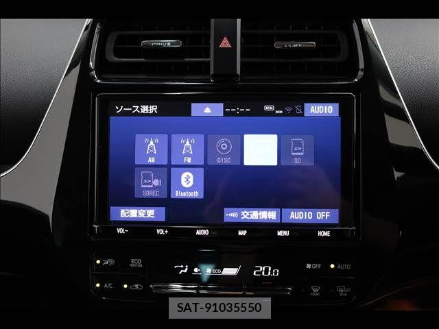 Toyota PRIUS 2021-04 8101266-5
