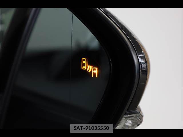 Toyota PRIUS 2021-04 8101266-8