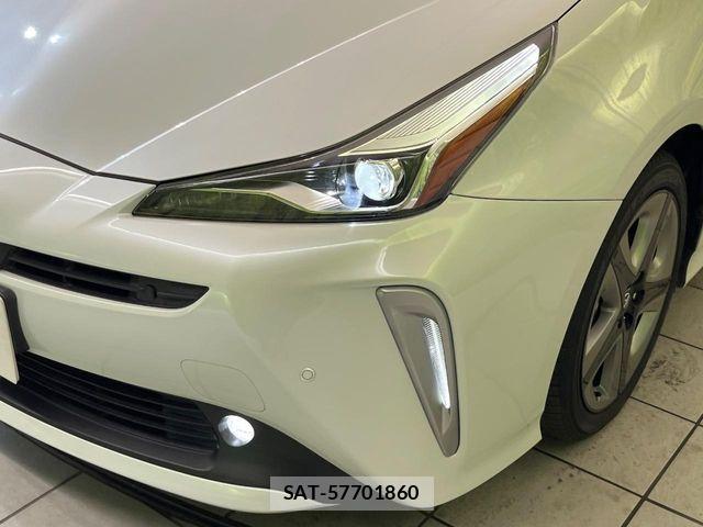 Toyota PRIUS 2021-04 8101264-11