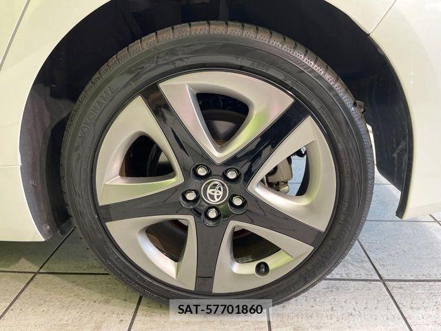 Toyota PRIUS 2021-04 8101264-12