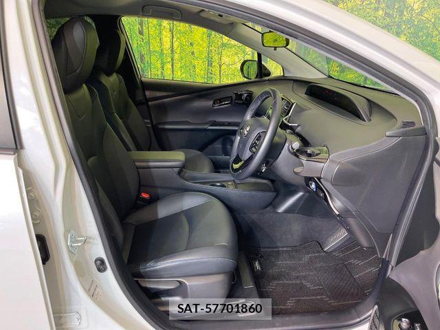 Toyota PRIUS 2021-04 8101264-7