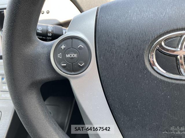 Toyota PRIUS 2014-03 8101309-17