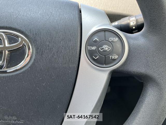 Toyota PRIUS 2014-03 8101309-18