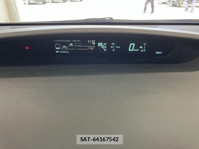 Toyota PRIUS 2014-03 8101309-22