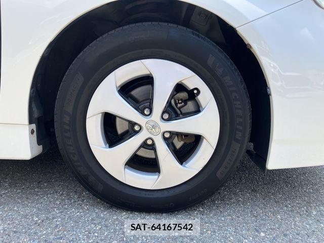 Toyota PRIUS 2014-03 8101309-27