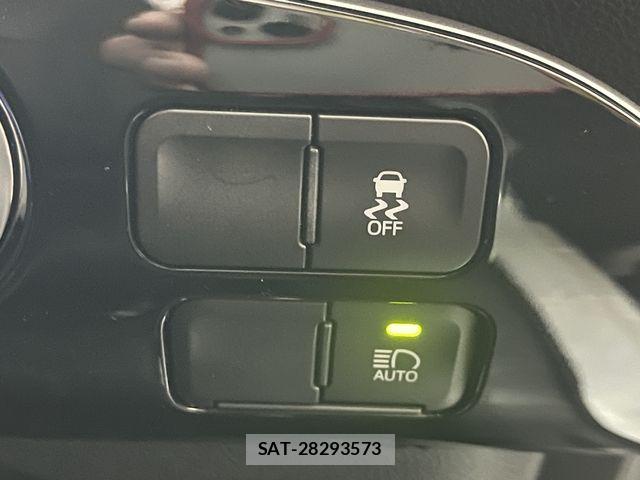 Toyota PRIUS 2021-06 8101263-16