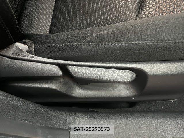 Toyota PRIUS 2021-06 8101263-21