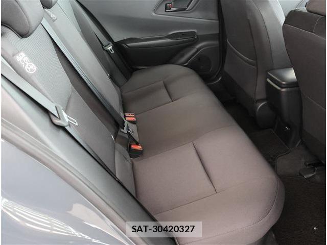 Toyota PRIUS 2023-11 8101257-15