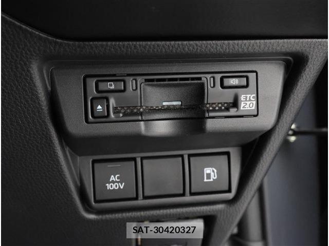 Toyota PRIUS 2023-11 8101257-4