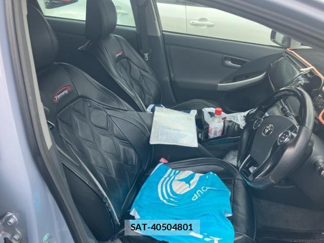 Toyota PRIUS 2009-10 8101332-13