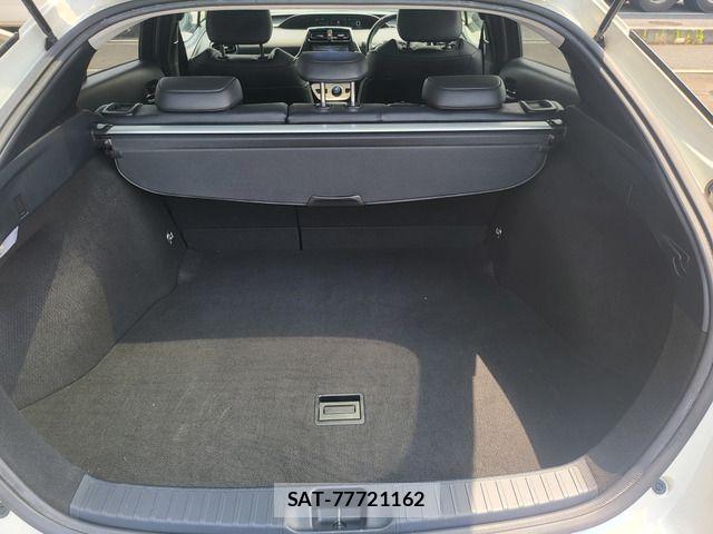 Toyota PRIUS 2016-07 8101284-5