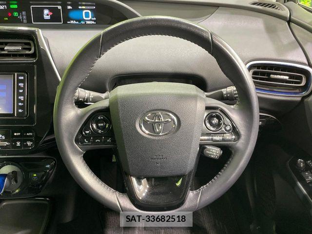 Toyota PRIUS 2019-02 8101255-7