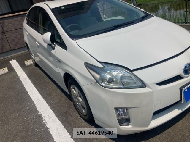 Toyota PRIUS 2010-03 8101339-0