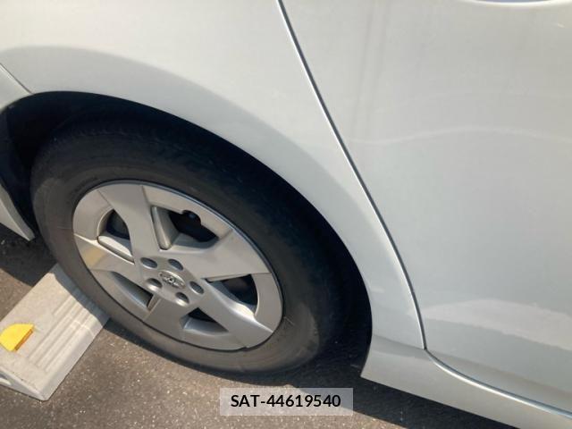 Toyota PRIUS 2010-03 8101339-8