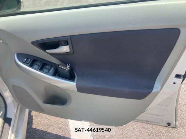 Toyota PRIUS 2010-03 8101339-9