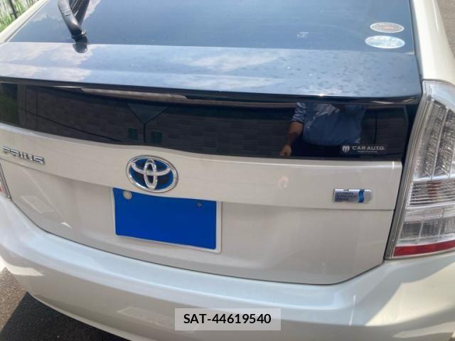 Toyota PRIUS 2010-03 8101339-2