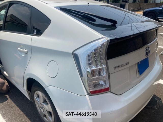 Toyota PRIUS 2010-03 8101339-4