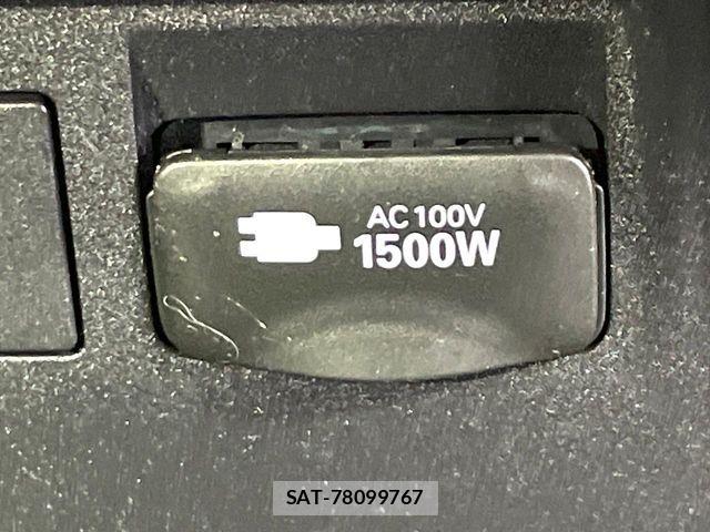 Toyota PRIUS 2023-10 8101256-6