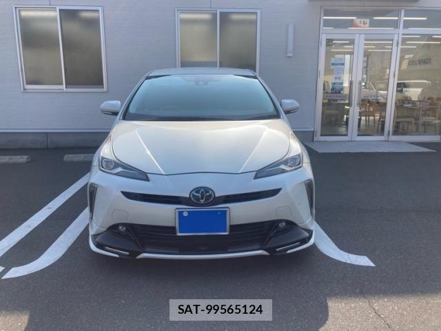 Toyota PRIUS 2019-04 8101267-0