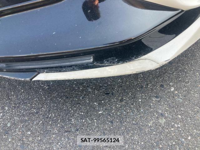 Toyota PRIUS 2019-04 8101267-4
