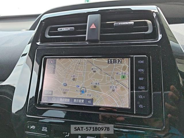 Toyota PRIUS 2019-08 8101276-12