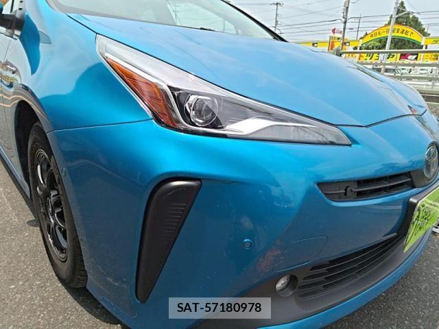 Toyota PRIUS 2019-08 8101276-26