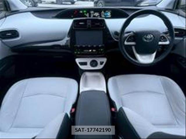 Toyota PRIUS 2016-05 8101283-9