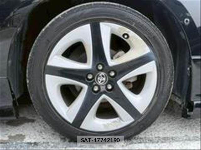 Toyota PRIUS 2016-05 8101283-15