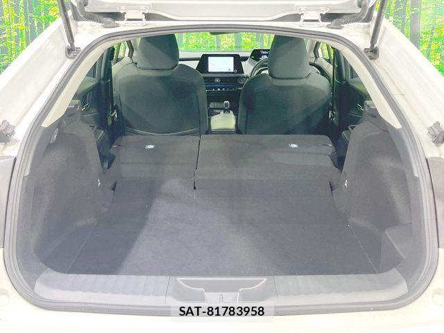 Toyota PRIUS 2024-12 8101249-9