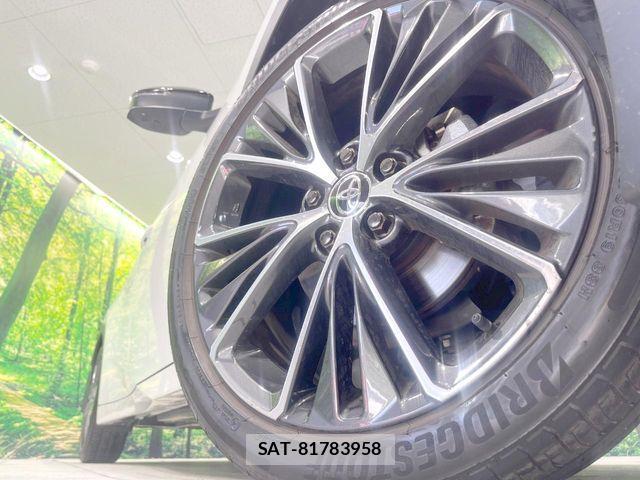 Toyota PRIUS 2024-12 8101249-12