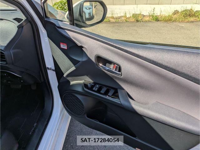 Toyota PRIUS 2021-05 8101265-9