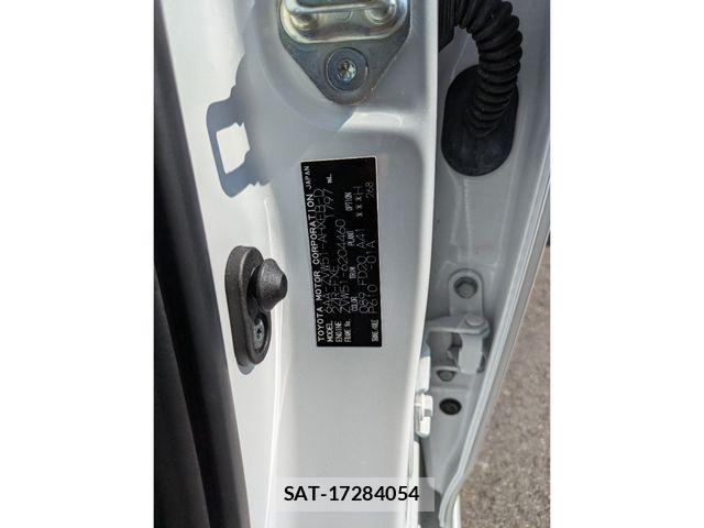 Toyota PRIUS 2021-05 8101265-15