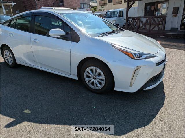 Toyota PRIUS 2021-05 8101265-4