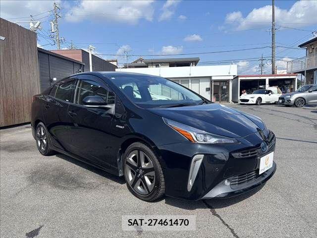 Toyota PRIUS 2019-05 8101268-15